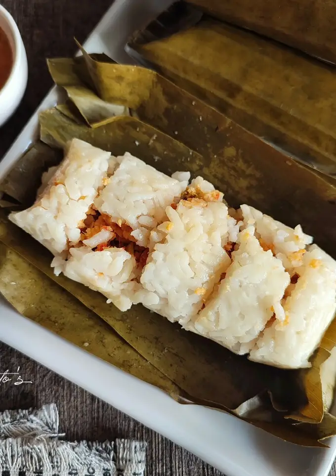 Resep Lontong Isi Oncom Wortel yang Lezat