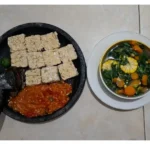 Resep Sederhana: Sayur Bayam dan Sambal Tempe Rebus yang Lezat